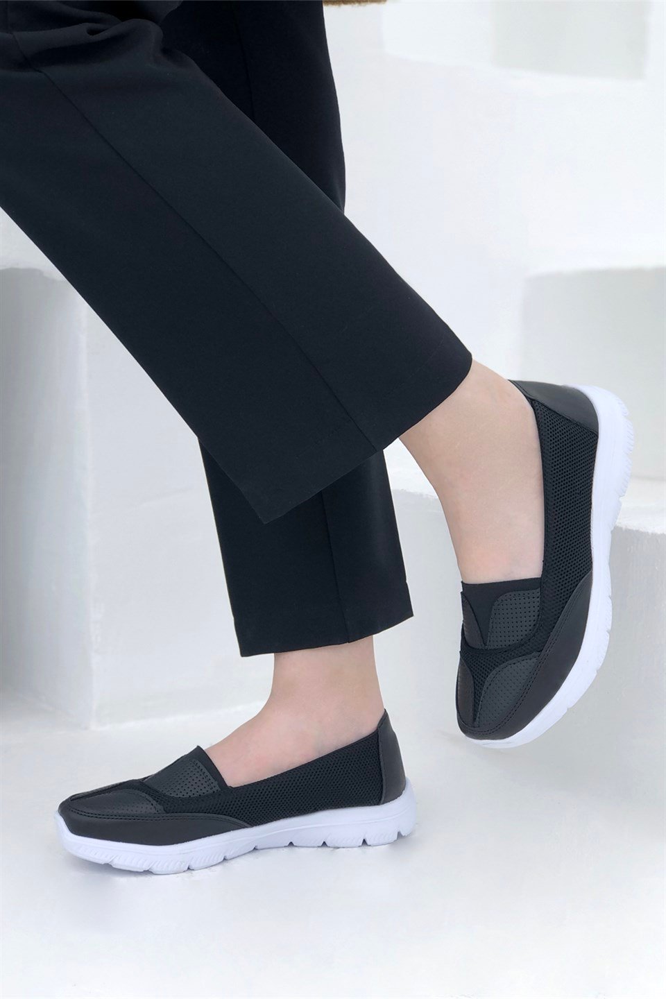 CARLA BELLA S-2215 Kadın Ayakkabı Siyah Beyaz