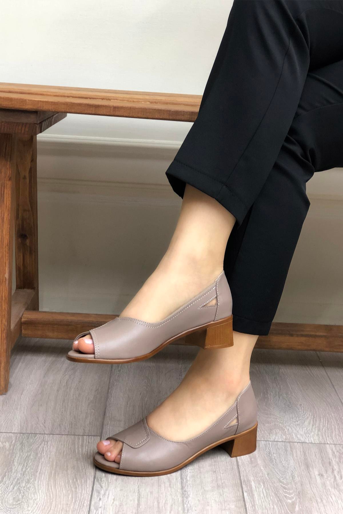 Cityzen 5504  Kadın Deri Sandalet Vizon