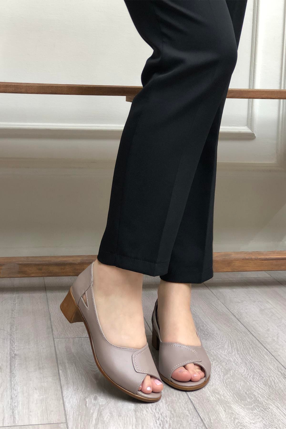 Cityzen 5504  Kadın Deri Sandalet Vizon