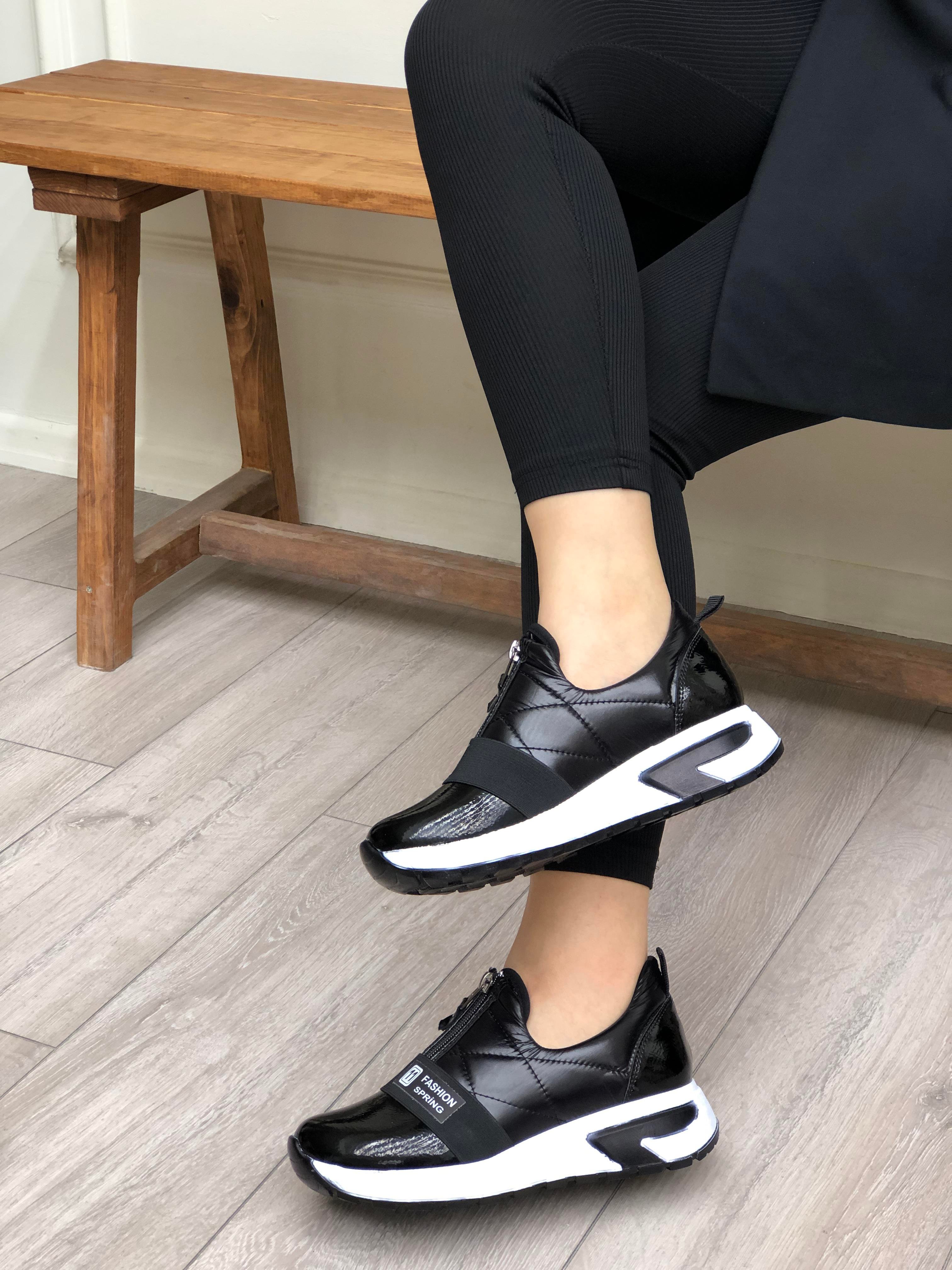 Conforcity 480 Kadın Ayakkabı Siyah Rugan