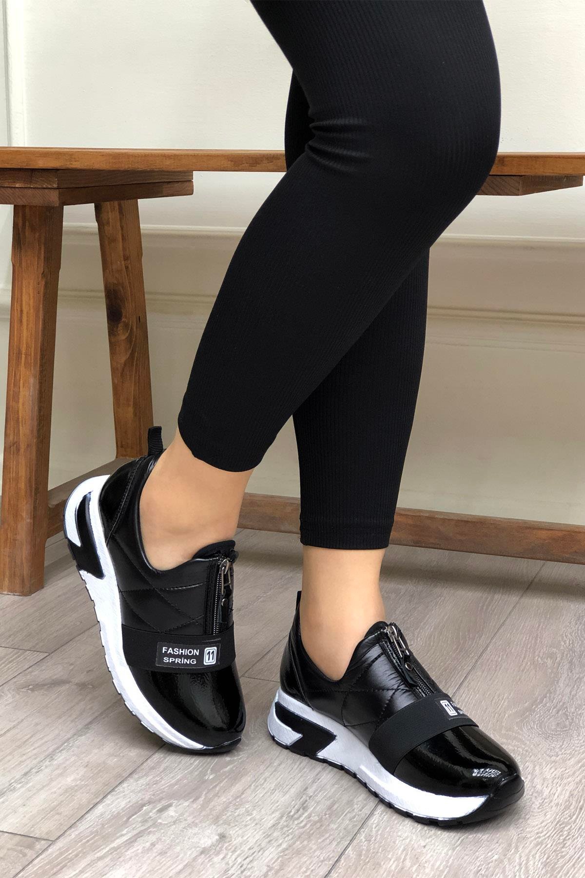 Conforcity 480 Kadın Ayakkabı Siyah Rugan