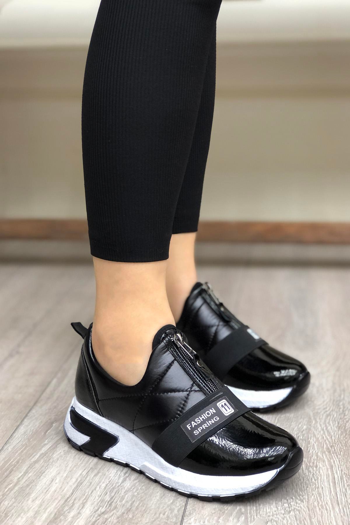 Conforcity 480 Kadın Ayakkabı Siyah Rugan