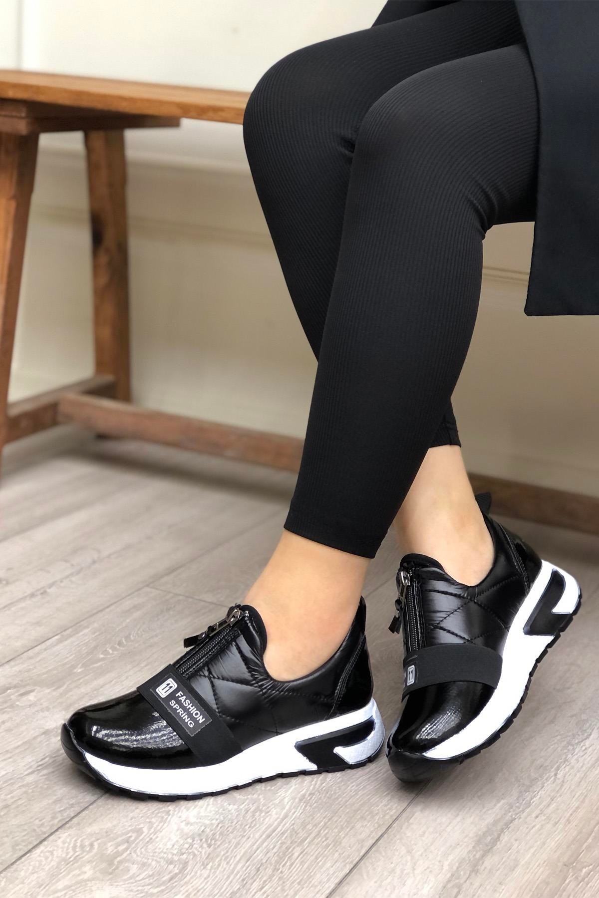 Conforcity 480 Kadın Ayakkabı Siyah Rugan