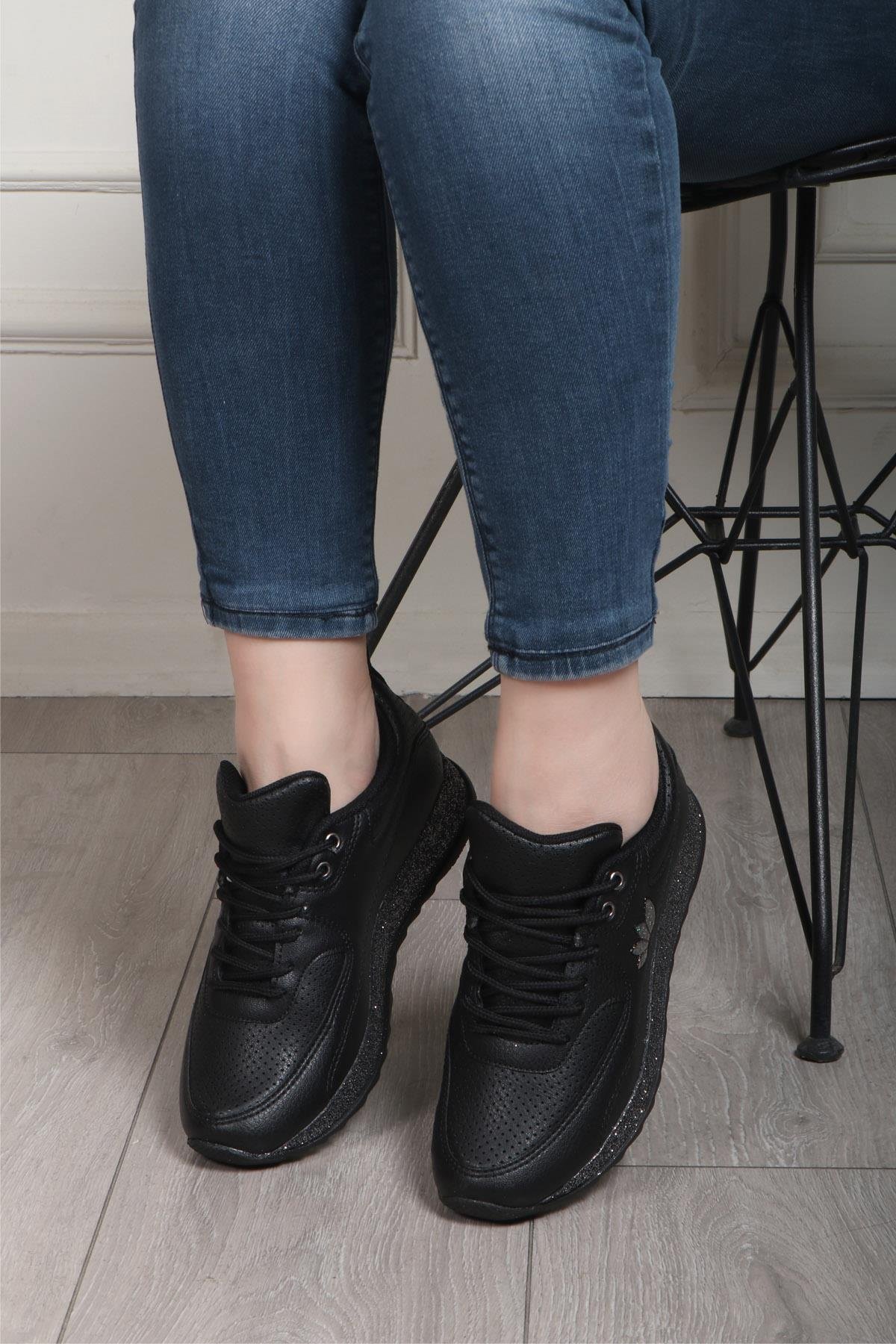 FLET 104 Cilt Simli Kadın Spor Ayakkabı Siyah