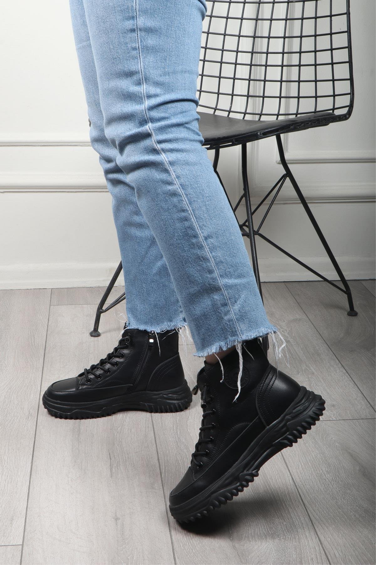 GUJA 24K 310-13 Boğazlı Kadın Ayakkabı Kömür