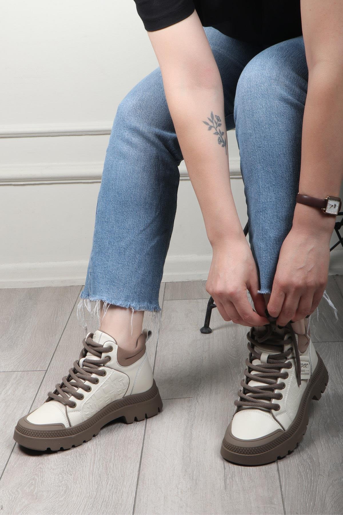 GUJA 24K 310-23 Bağcıklı Kadın Ayakkabı Bej