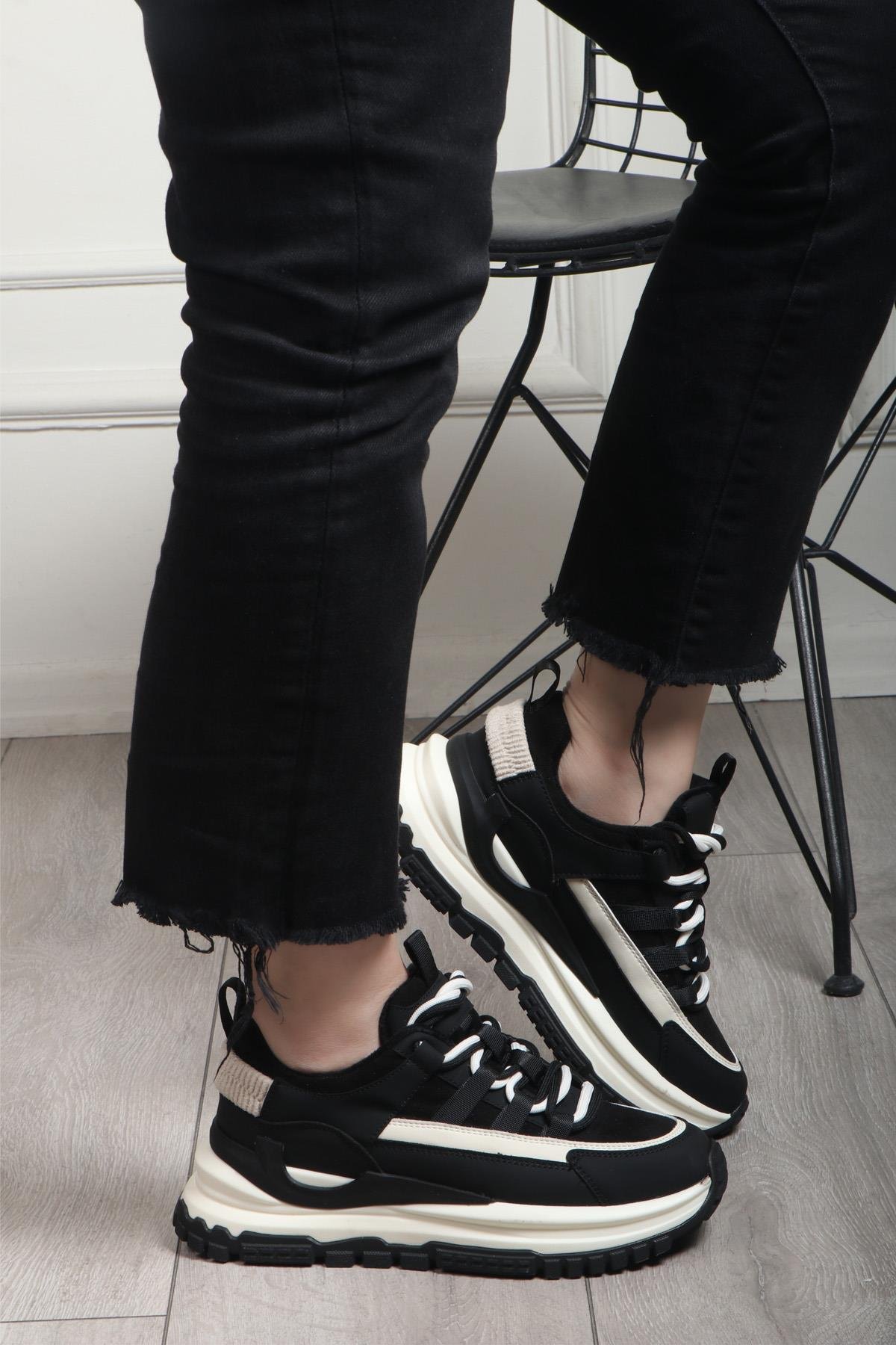 GUJA 24K-331 Kadın Spor Ayakkabı Siyah