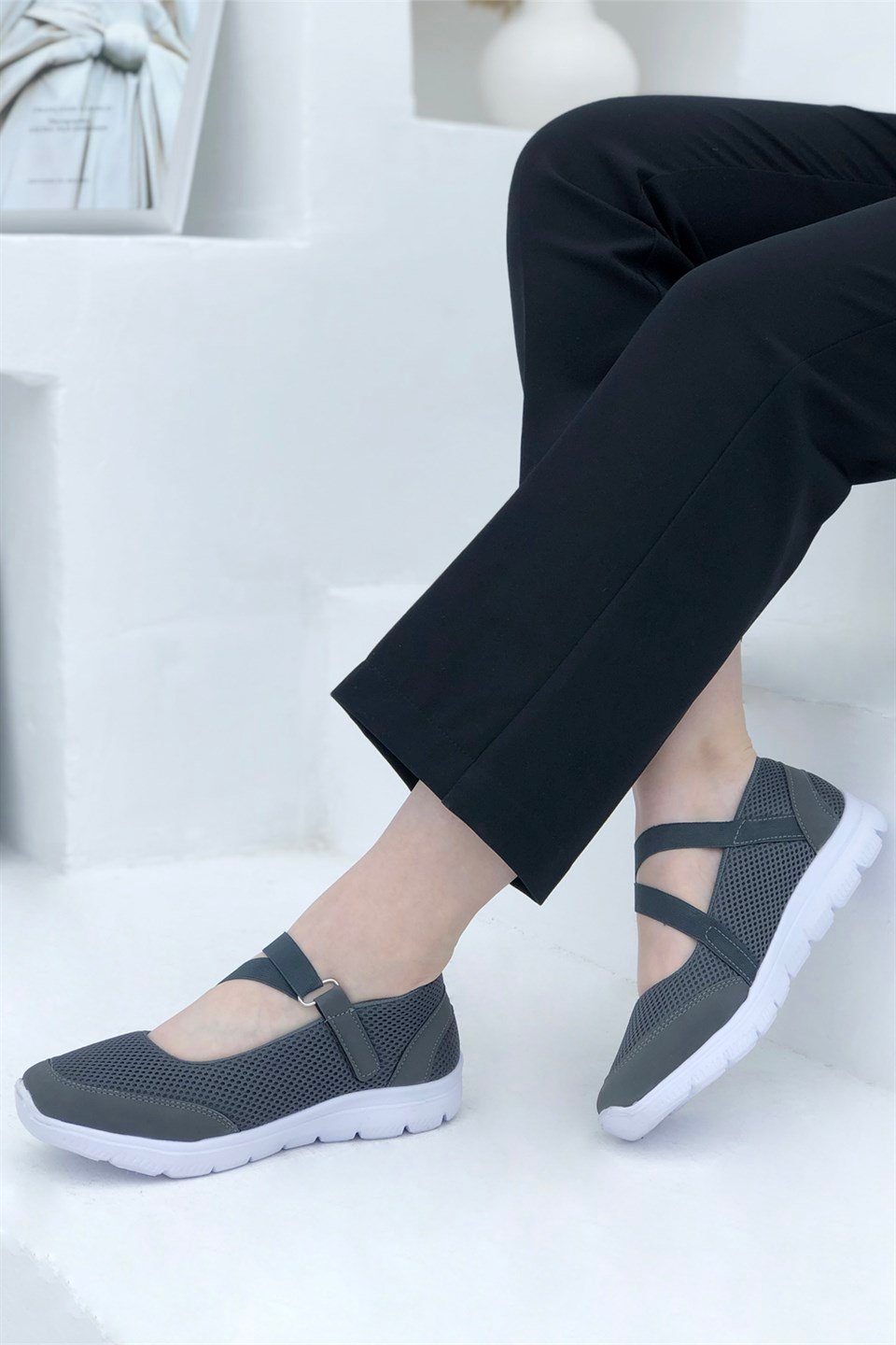Günlük Kadın Anatomik Ayakkabı Gri S-048 