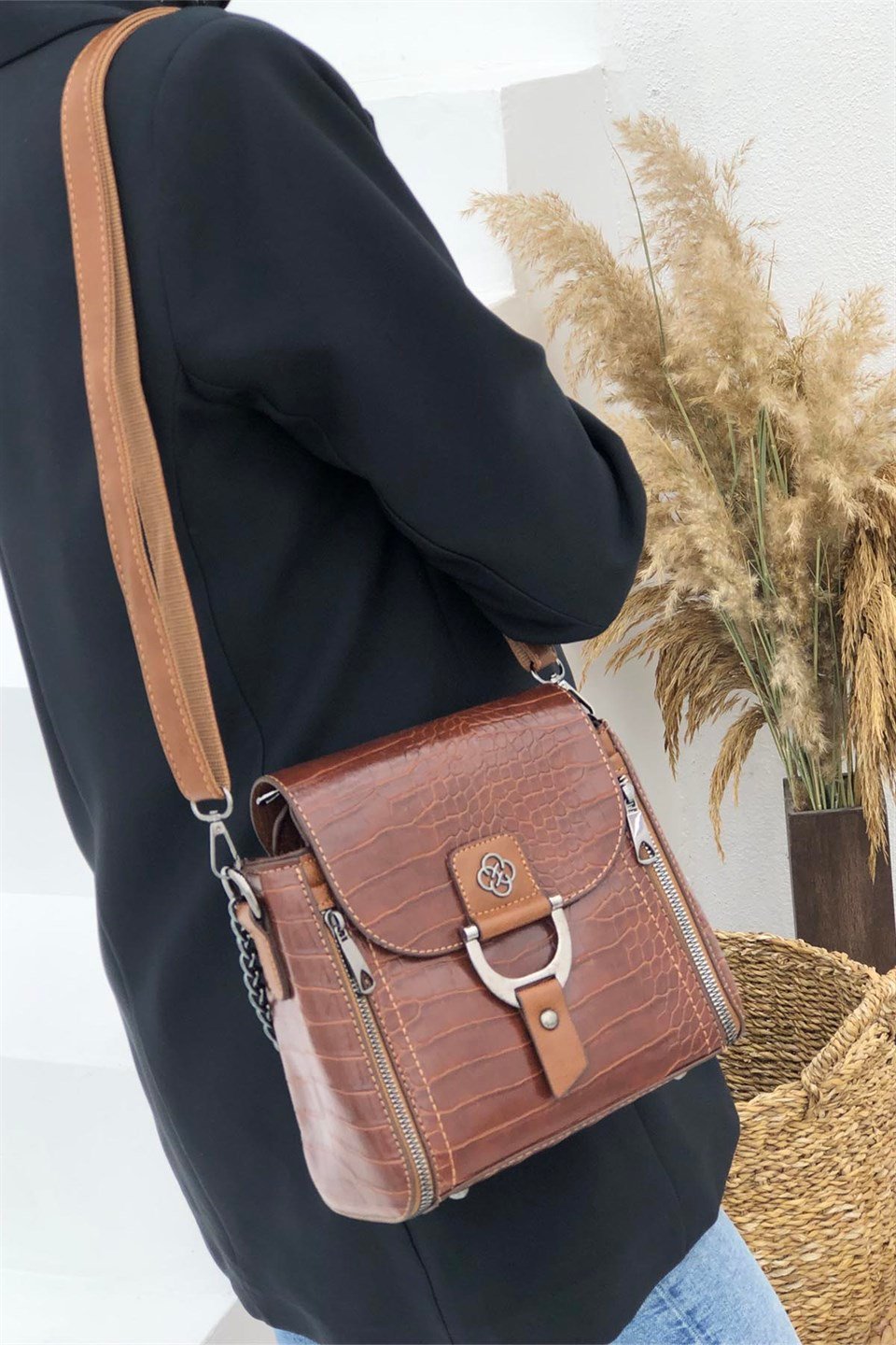 Günlük Kare Kadın Çanta Taba Anakonda 1237