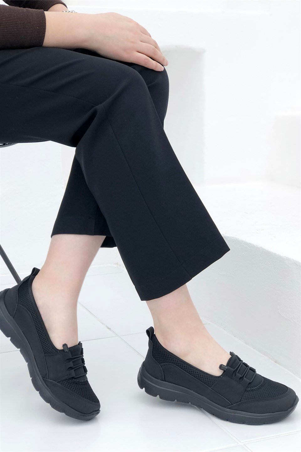 Kadın Anatomik Ayakkabı Siyah S-041 
