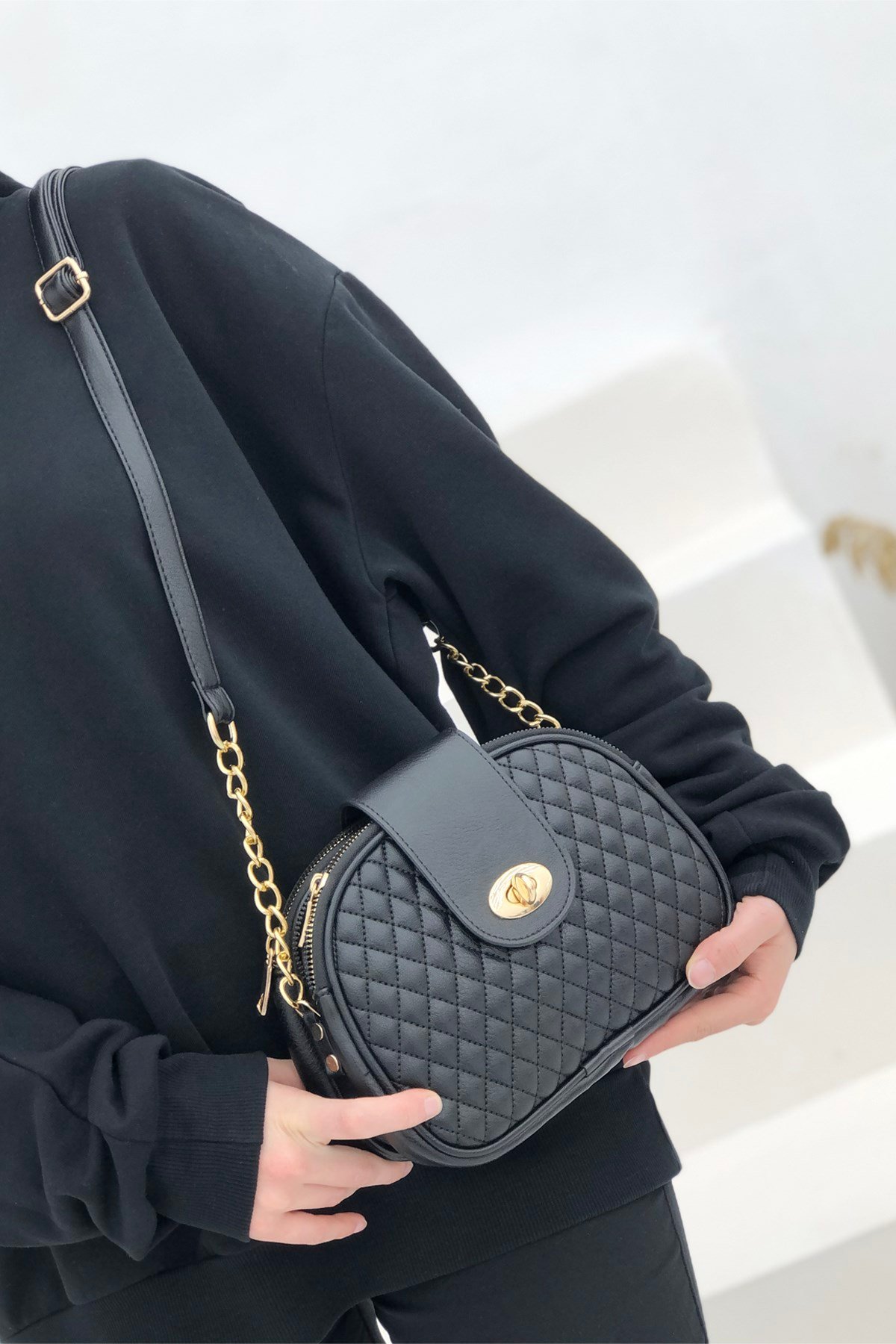 Kapitoneli Günlük Kadın Çanta Sıyah 1238 