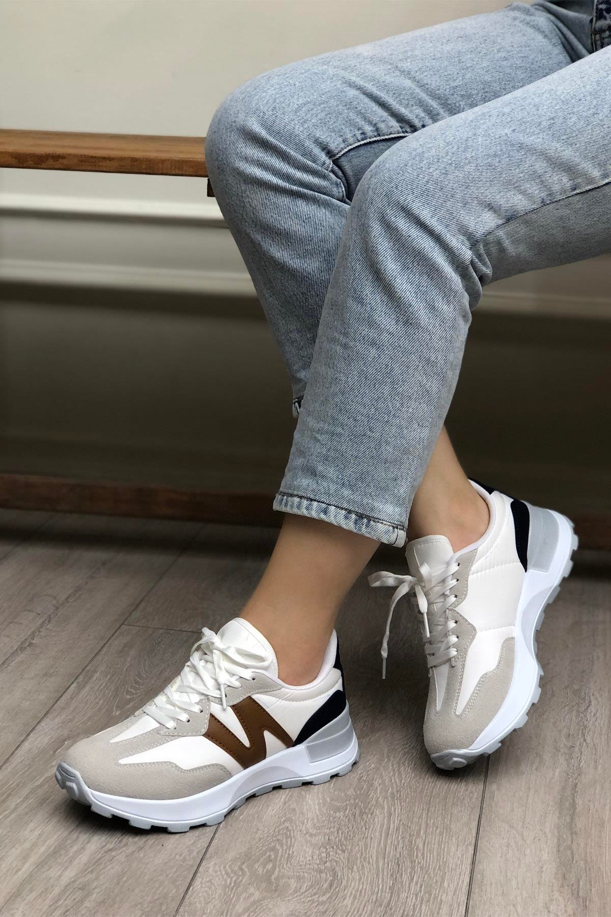 LAMBIRLENT 300 Unisex Spor Ayakkabı Beyaz Buz Vizon