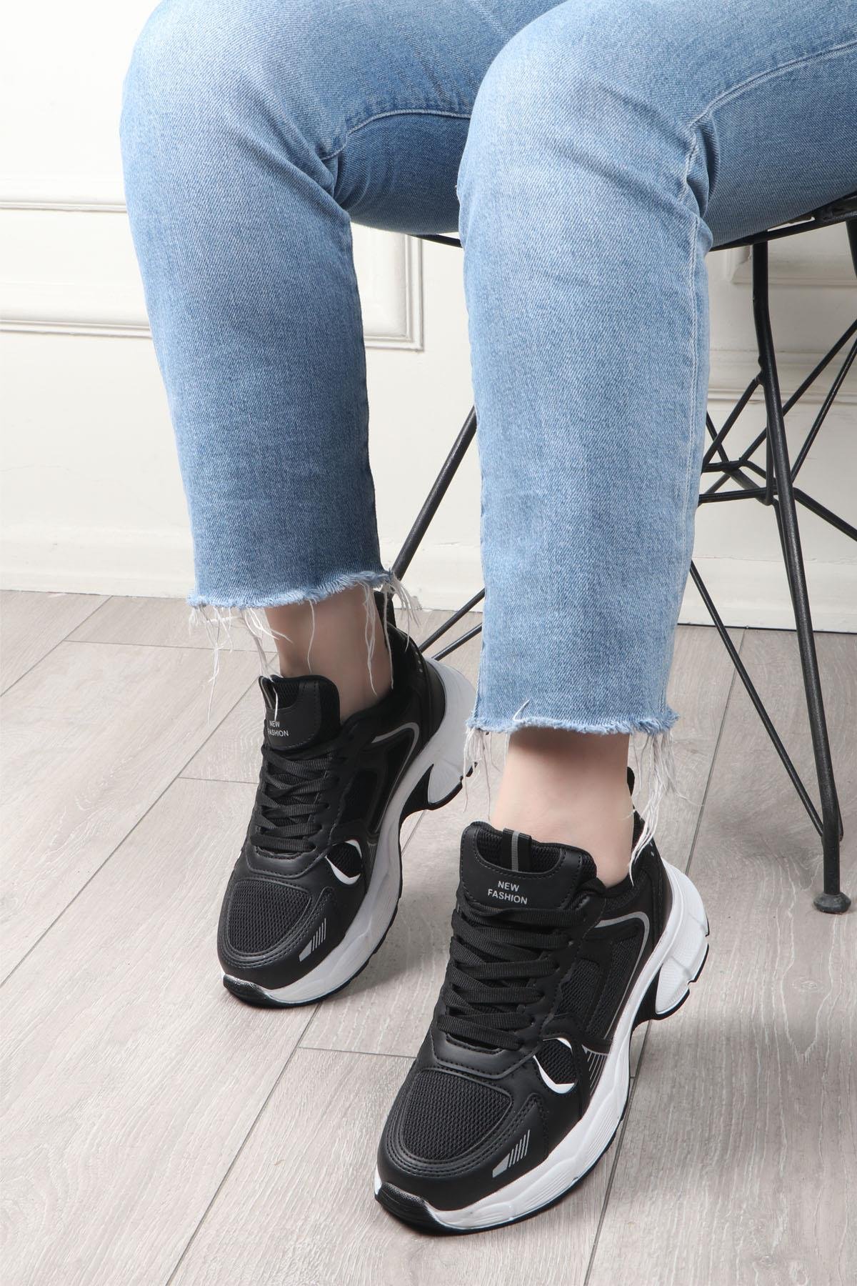 LAMBIRLENT 7450 Kadın Spor Ayakkabı Siyah Beyaz Siyah