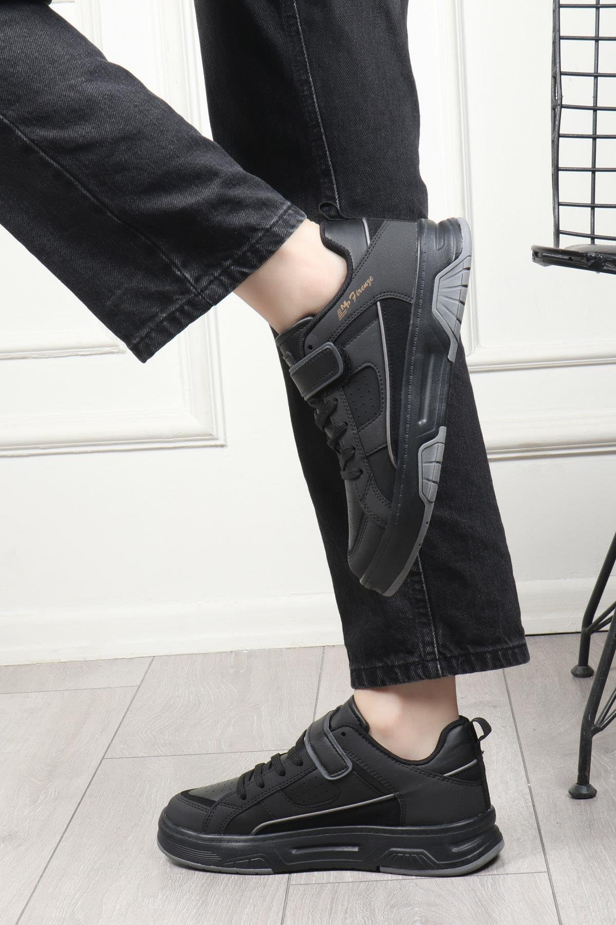 M.P 242-2083 Kadın Spor Ayakkabı Siyah