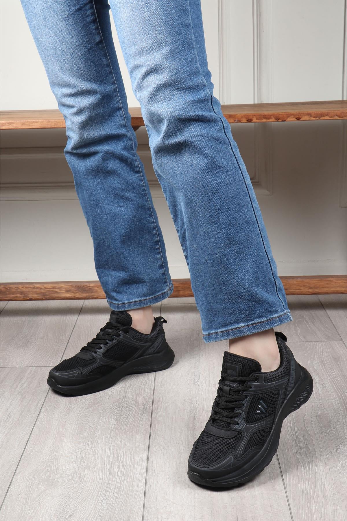 MAGG POİNT 585 Unisex Spor Ayakkabı Siyah Füme