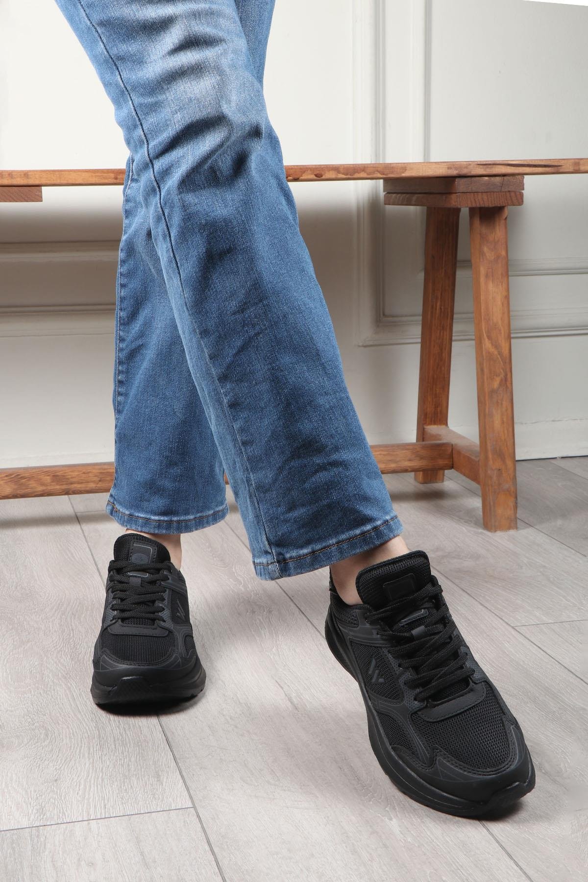 MAGG POİNT 585 Unisex Spor Ayakkabı Siyah Füme
