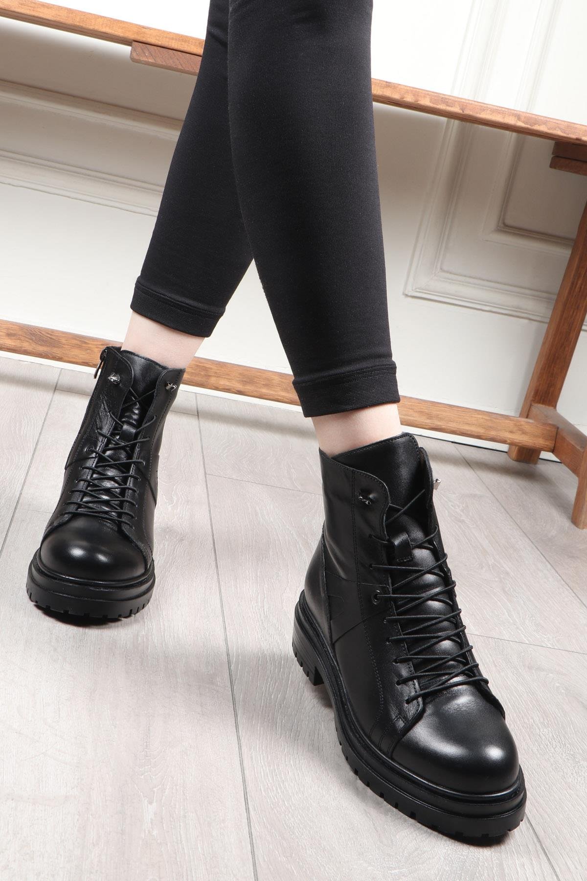 MY BELLA 24K 026-09 Kadın Deri Bot Siyah Napa