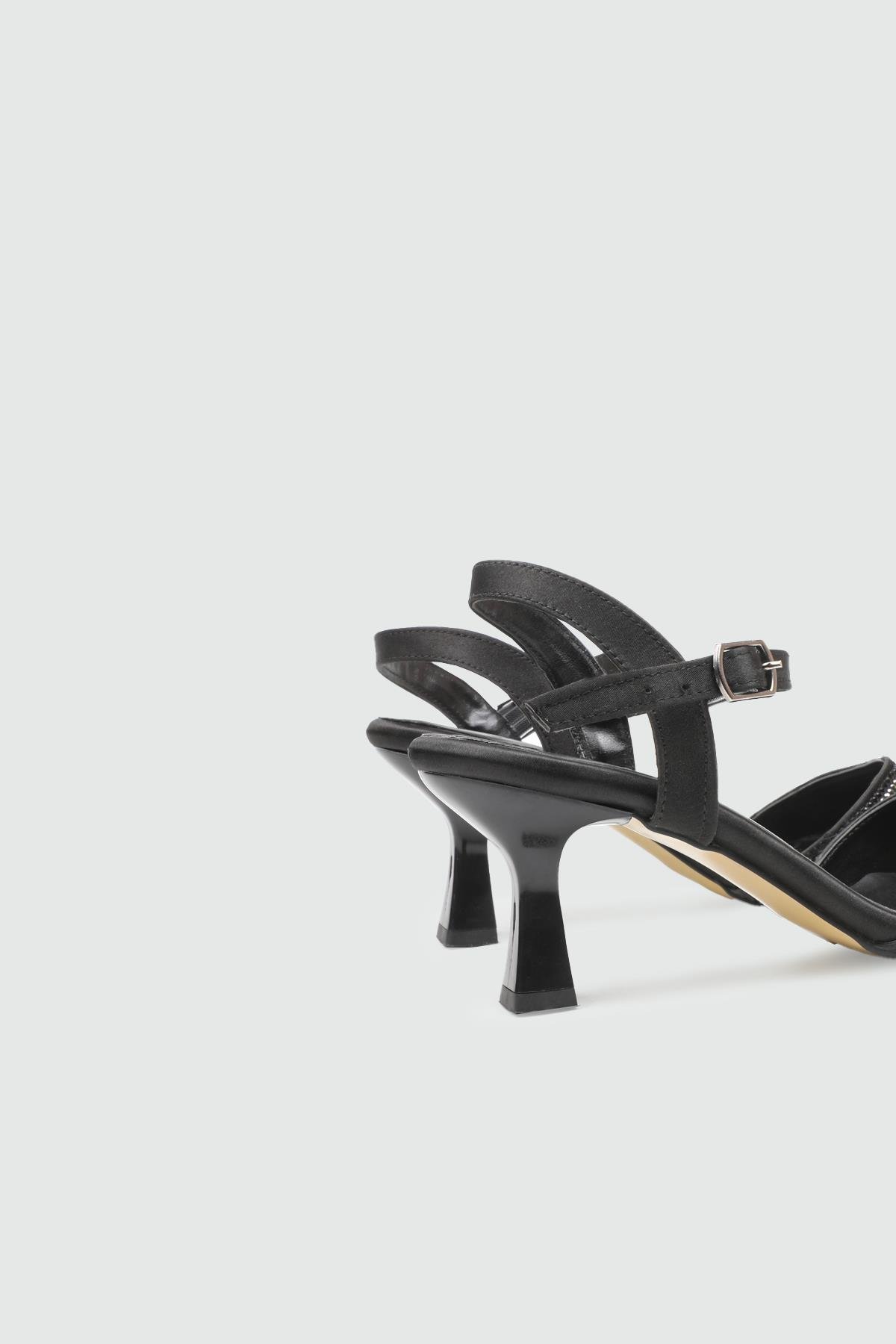 My Bella 25Y KRD-138 Açık Taşlı Kadın Ayakkabı Siyah Saten