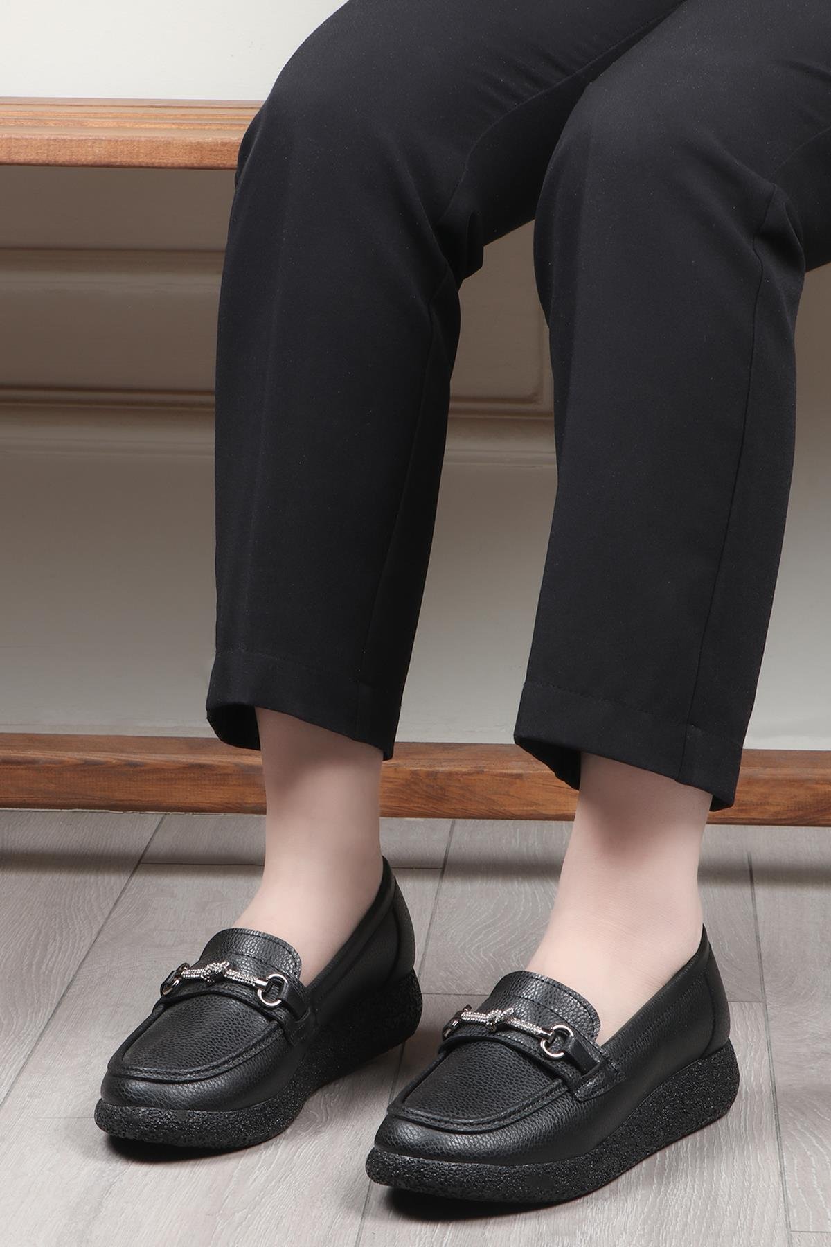 My Bella 25Y RV-111 Tokalı Kadın Ayakkabı Siyah