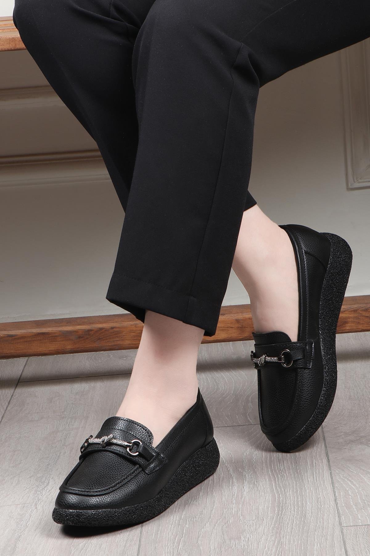 My Bella 25Y RV-111 Tokalı Kadın Ayakkabı Siyah