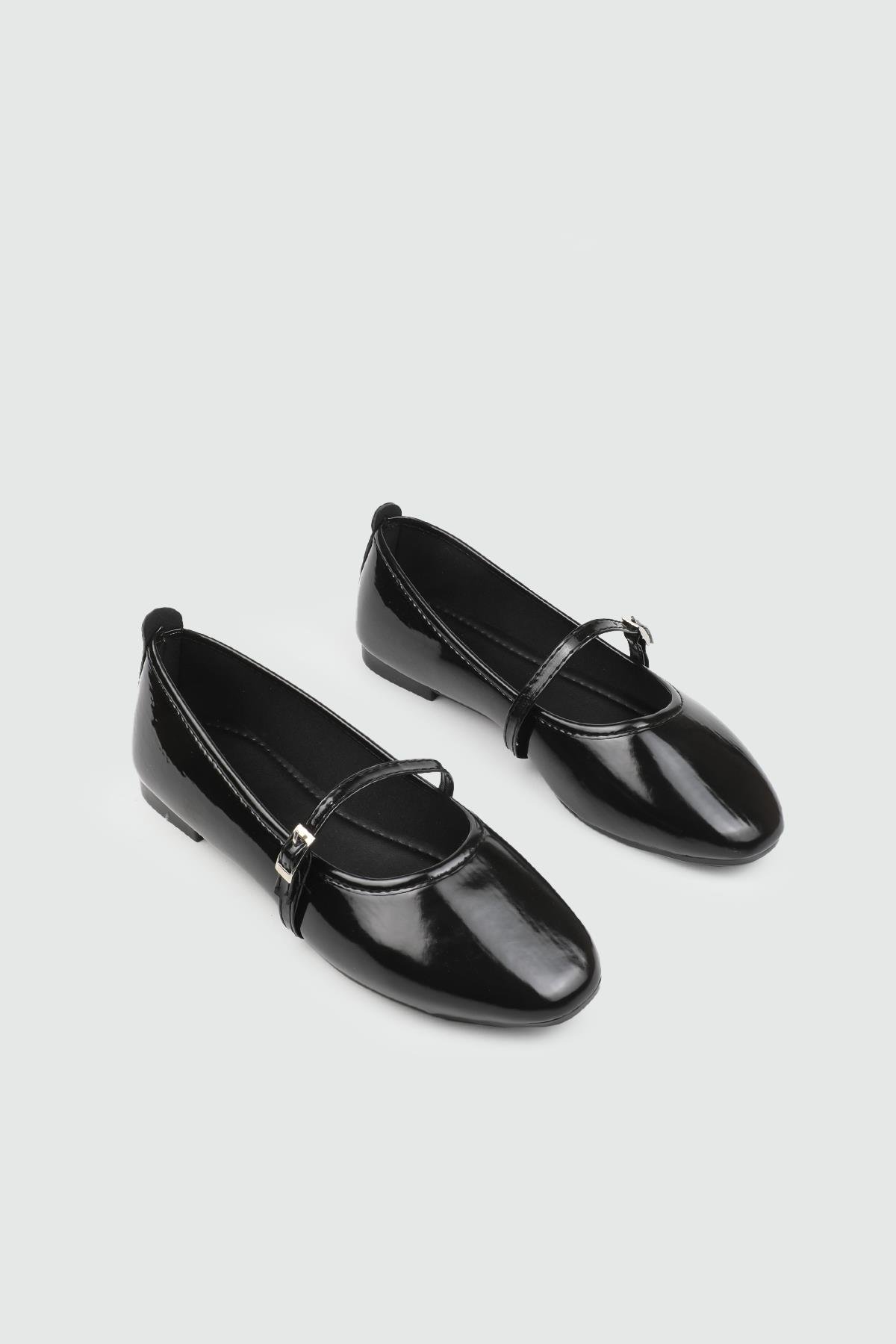 My Bella 25Y SDY-113 Bilekten Tokalı Kadın Babet Siyah Rugan