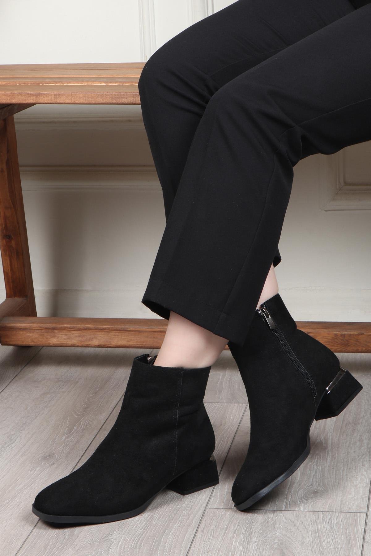 MY BELLA AC-500 Küt Burun Kadın Bot Siyah Süet