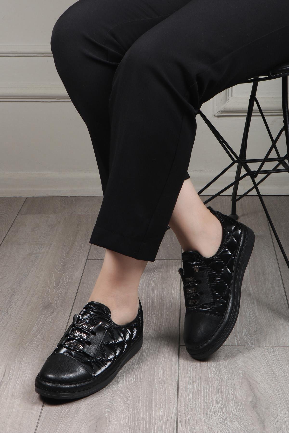 My Bella BH-3021 Bağcıklı Kadın Ayakkabı Siyah Paraşüt