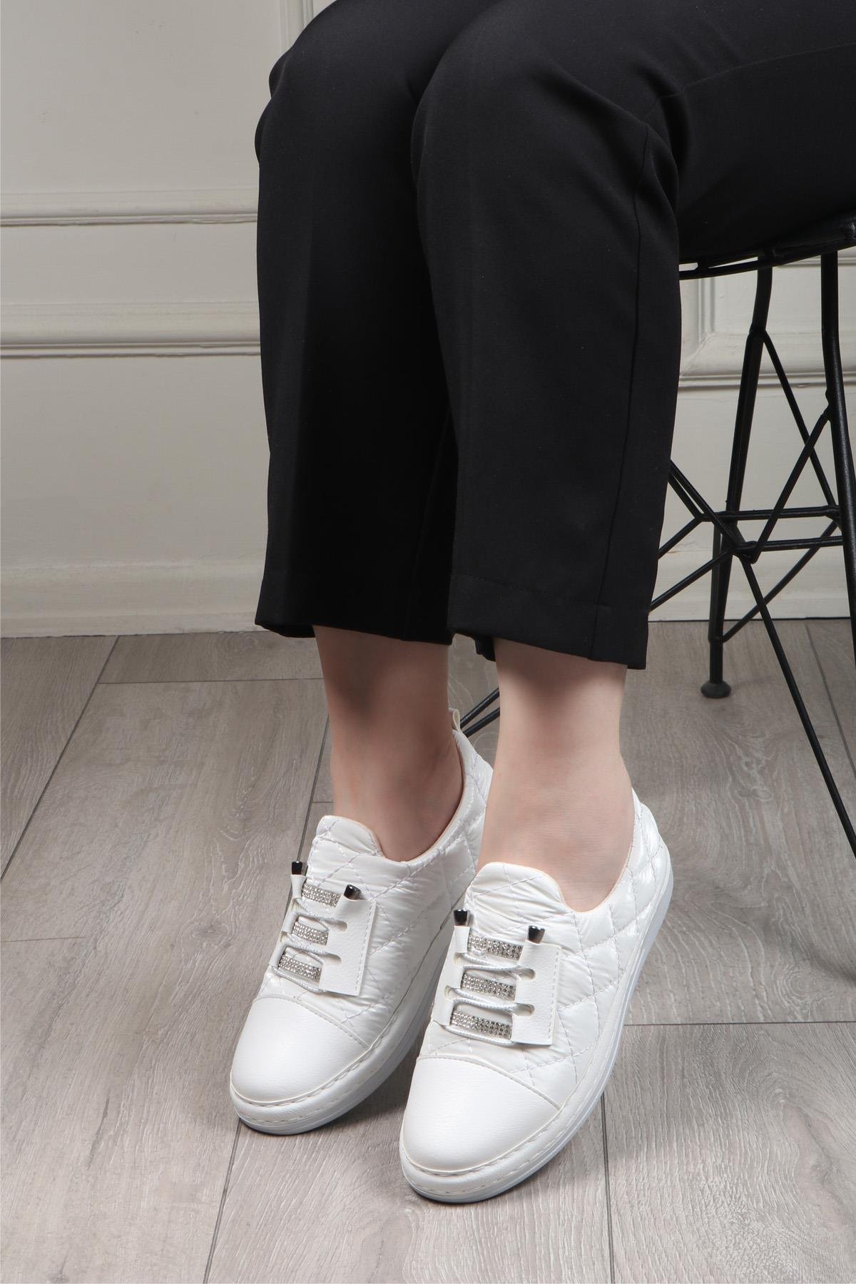 My Bella BH-3021 Bağcıklı Kadın Ayakkabı Beyaz Paraşüt