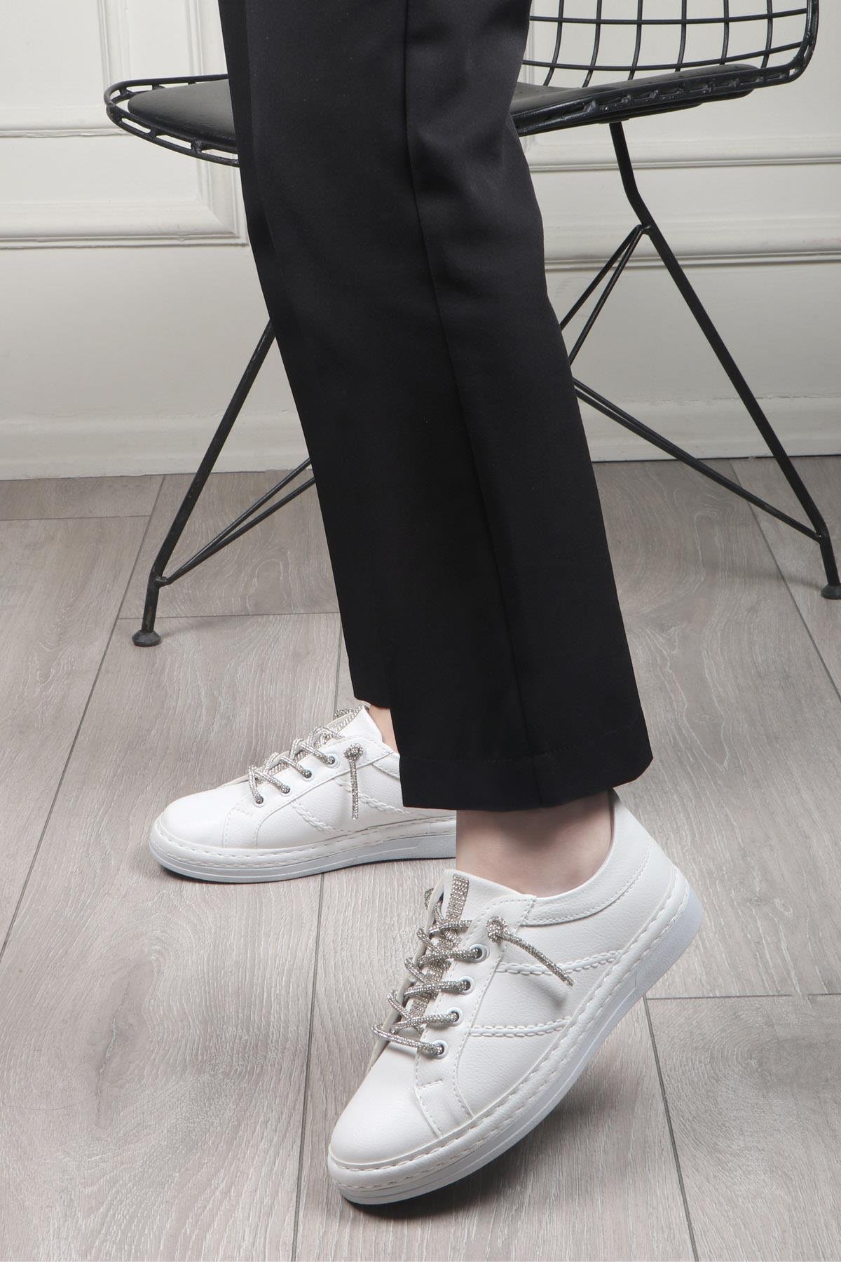 My Bella BH-3210 Bağcıklı Kadın Ayakkabı Beyaz