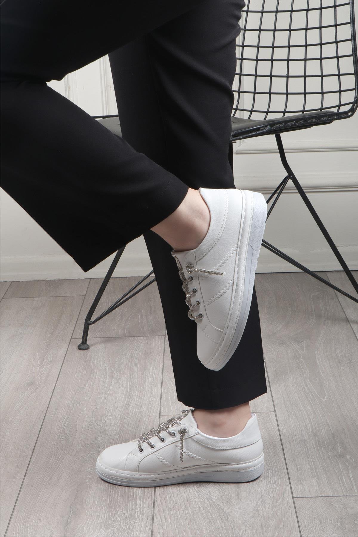 My Bella BH-3210 Bağcıklı Kadın Ayakkabı Beyaz