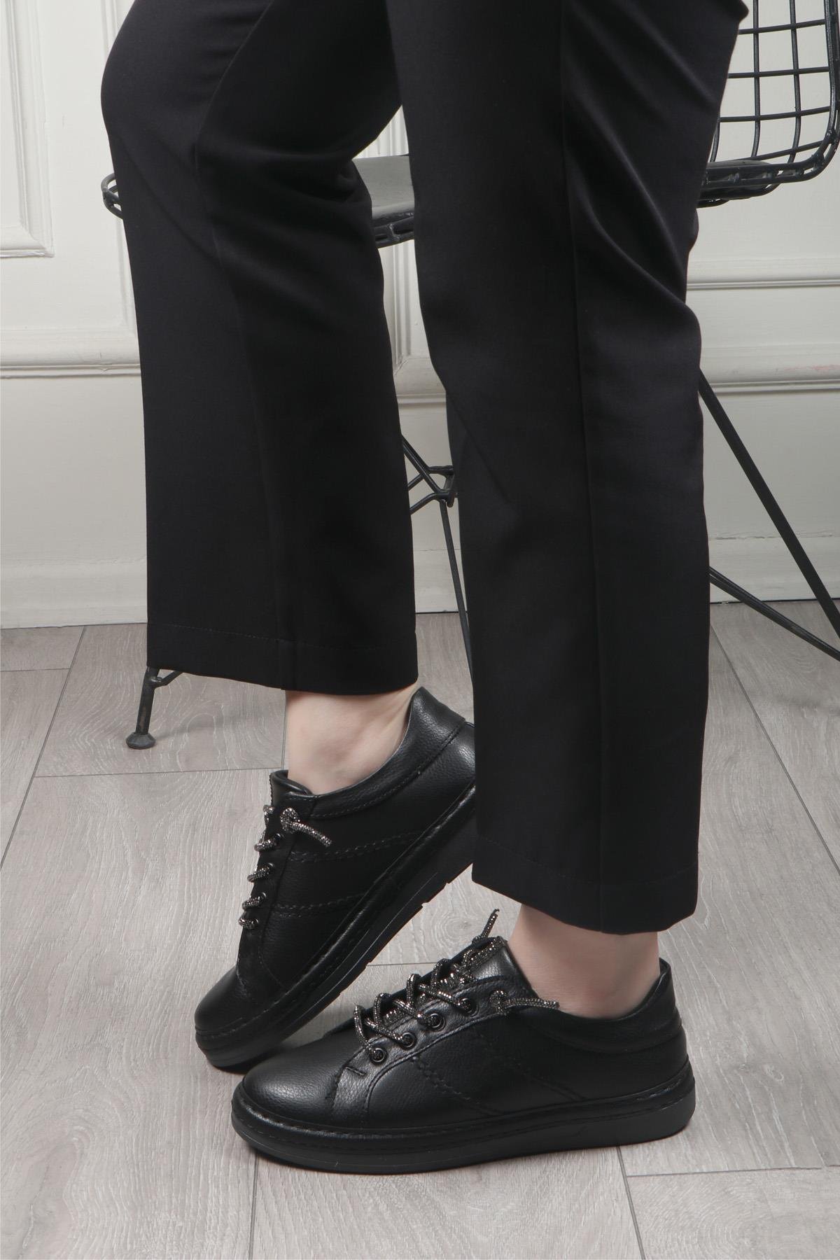 My Bella BH-3210 Bağcıklı Kadın Ayakkabı Siyah