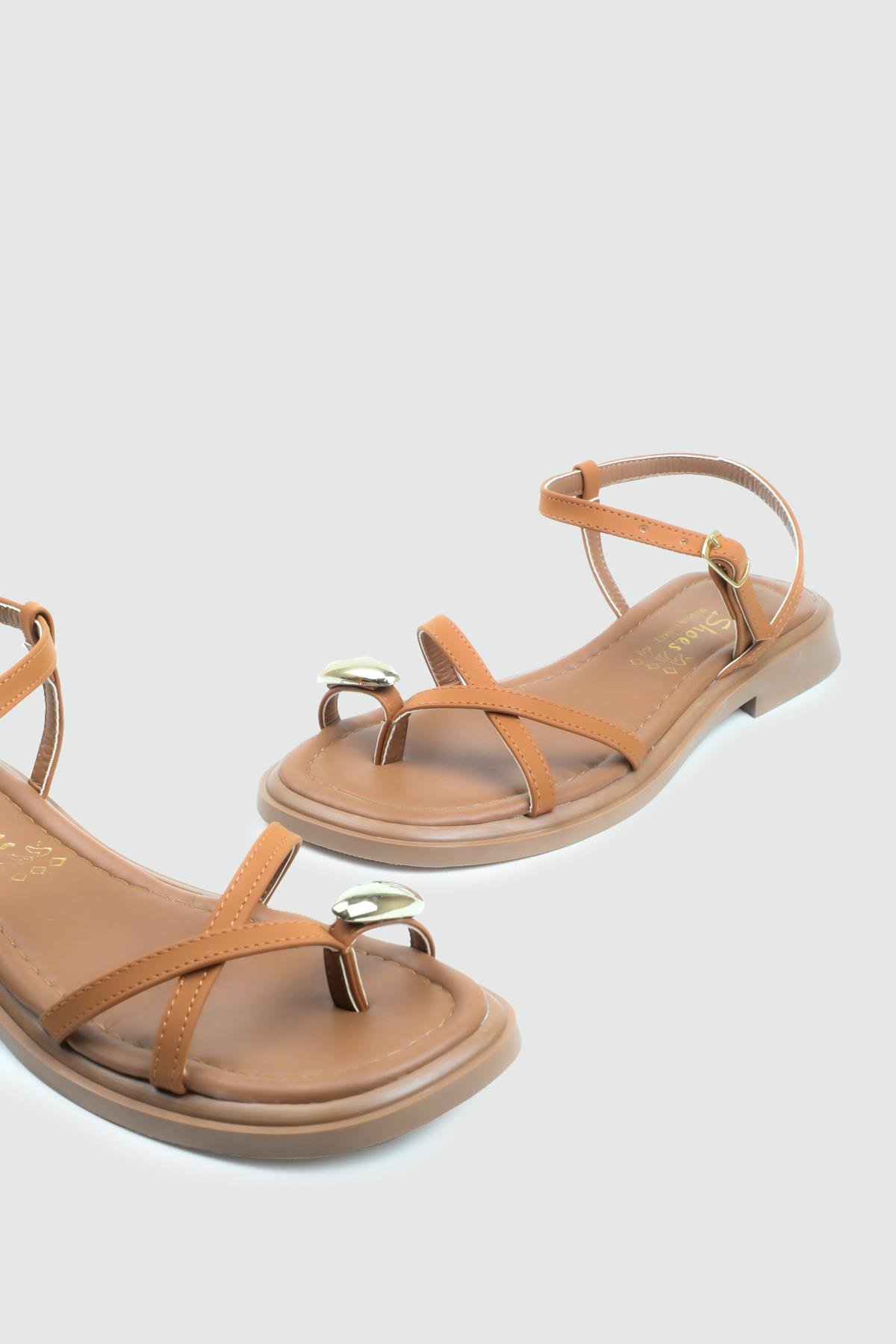 MY BELLA BLN-2025 Parmak Arası  Kadın Sandalet Taba