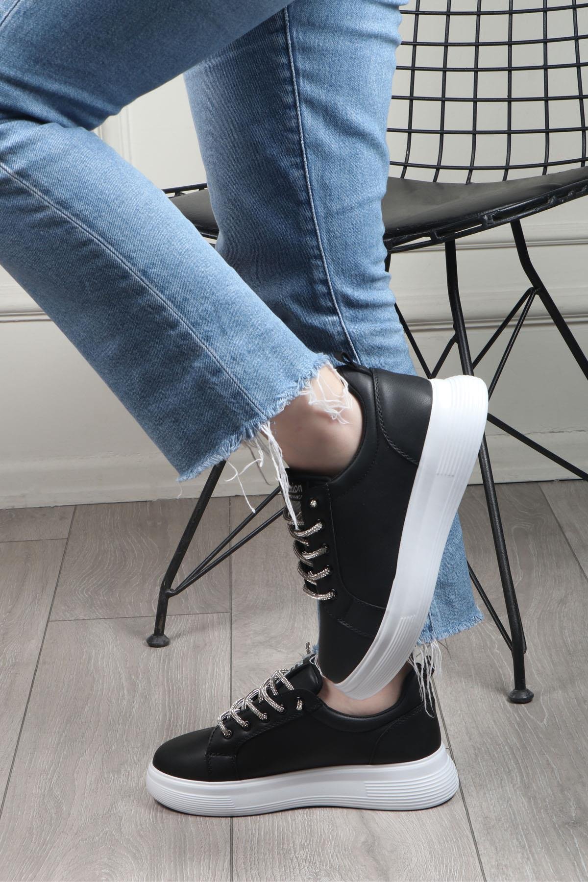 MY BELLA DV-800 Taşlı Bağcıklı Kadın Ayakkabı Siyah Beyaz