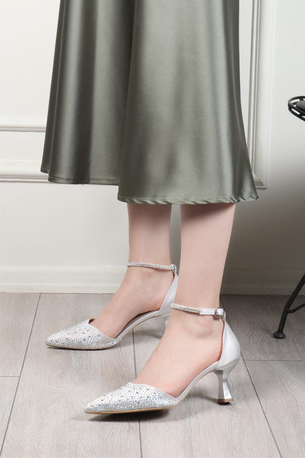 My Bella KRD-120 Taşlı  Kadın Ayakkabı Gümüş Saten
