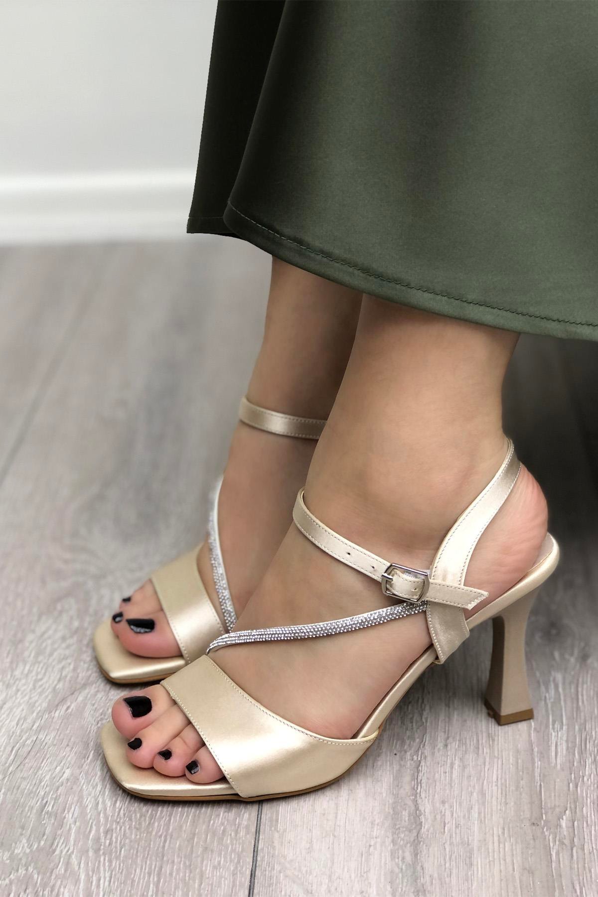 My Bella KRD-201 Kadeh Topuk Kadın Ayakkabı Ten Saten