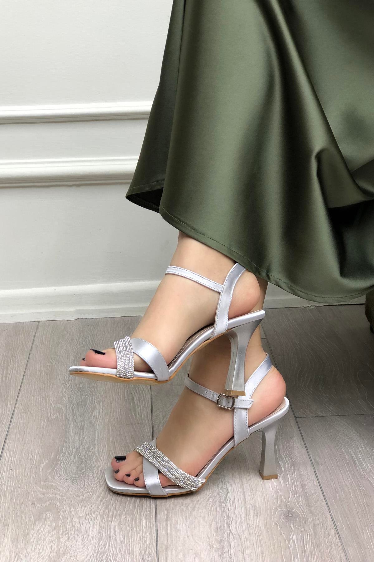 My Bella KRD-206 Taşlı Kadın Ayakkabı Gümüş Saten