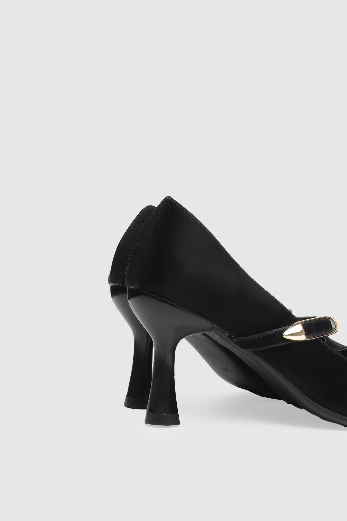 My Bella MHÇ-024 25K İnce Bant Kadın Ayakkabı Siyah Vakum