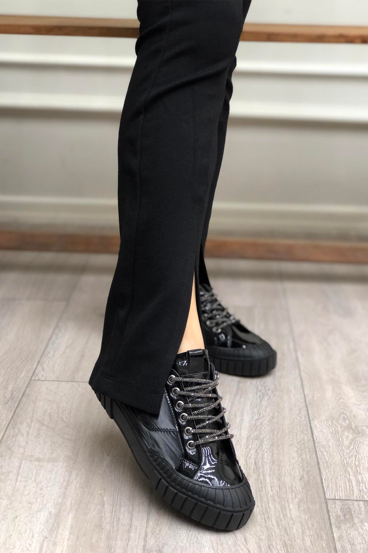 My Bella RSS-300 Paraşüt Taşlı Bağcıklı Kadın Ayakkabı Siyah