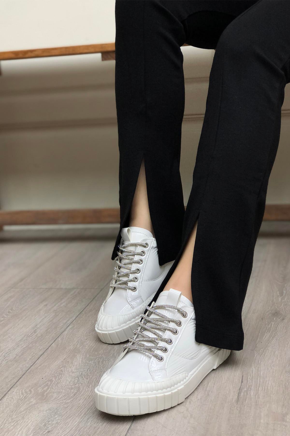 My Bella RSS-300 Paraşüt Taşlı Bağcıklı Kadın Ayakkabı Beyaz