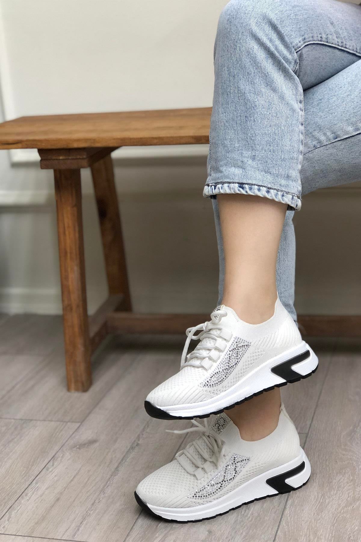 My Bella RSS-330 Taşlı Anoraklı Kadın Ayakkabı Beyaz