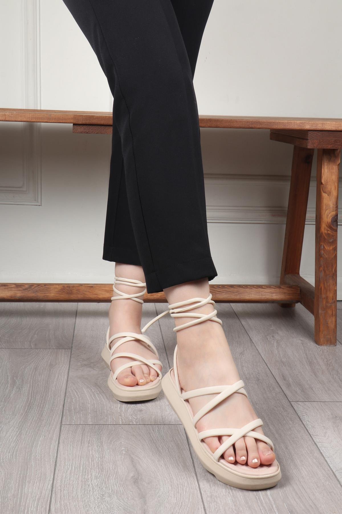 My Bella S-24545  Bilekten Sargılı Kadın Sandalet Bej