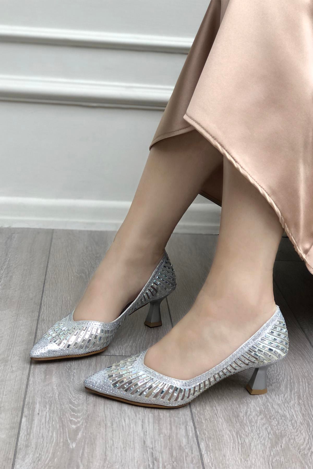 My Bella SÇ-225 Taşlı Kadın Ayakkabı Gümüş Taşlı