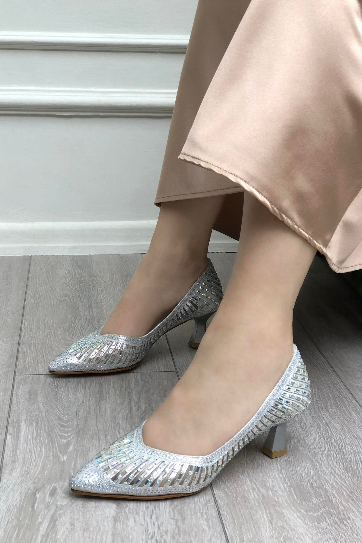 My Bella SÇ-225 Taşlı Kadın Ayakkabı Gümüş Taşlı