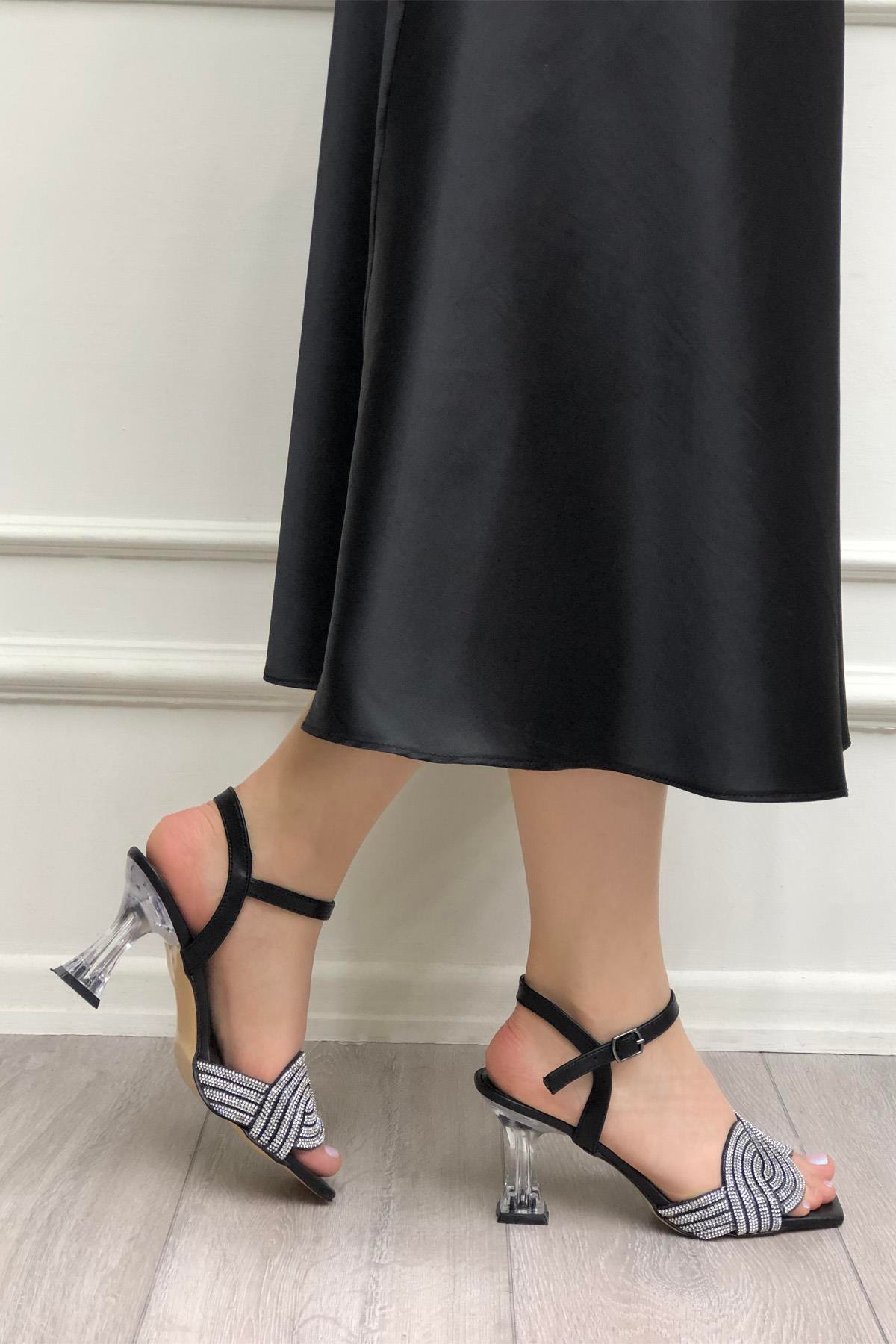My Bella SH-Twist Taşlı Kadın Sandalet Siyah