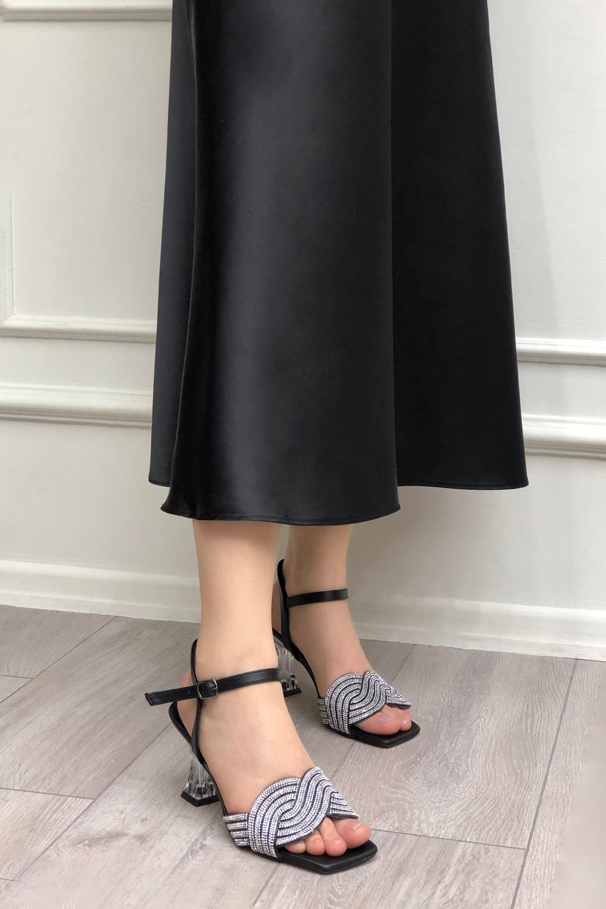 My Bella SH-Twist Taşlı Kadın Sandalet Siyah