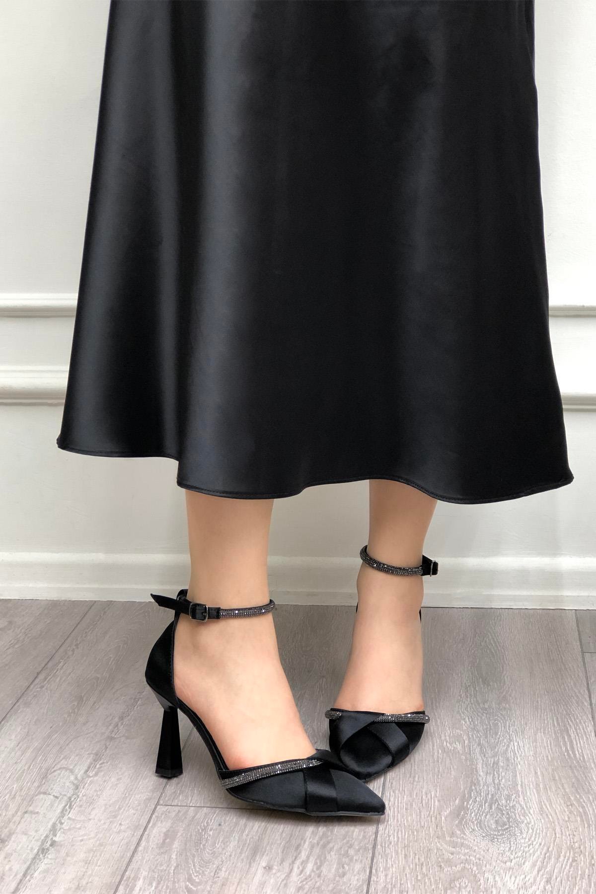 My Bella SP-822 Taşlı  Kumaş Topuklu Kadın Ayakkakbı Siyah