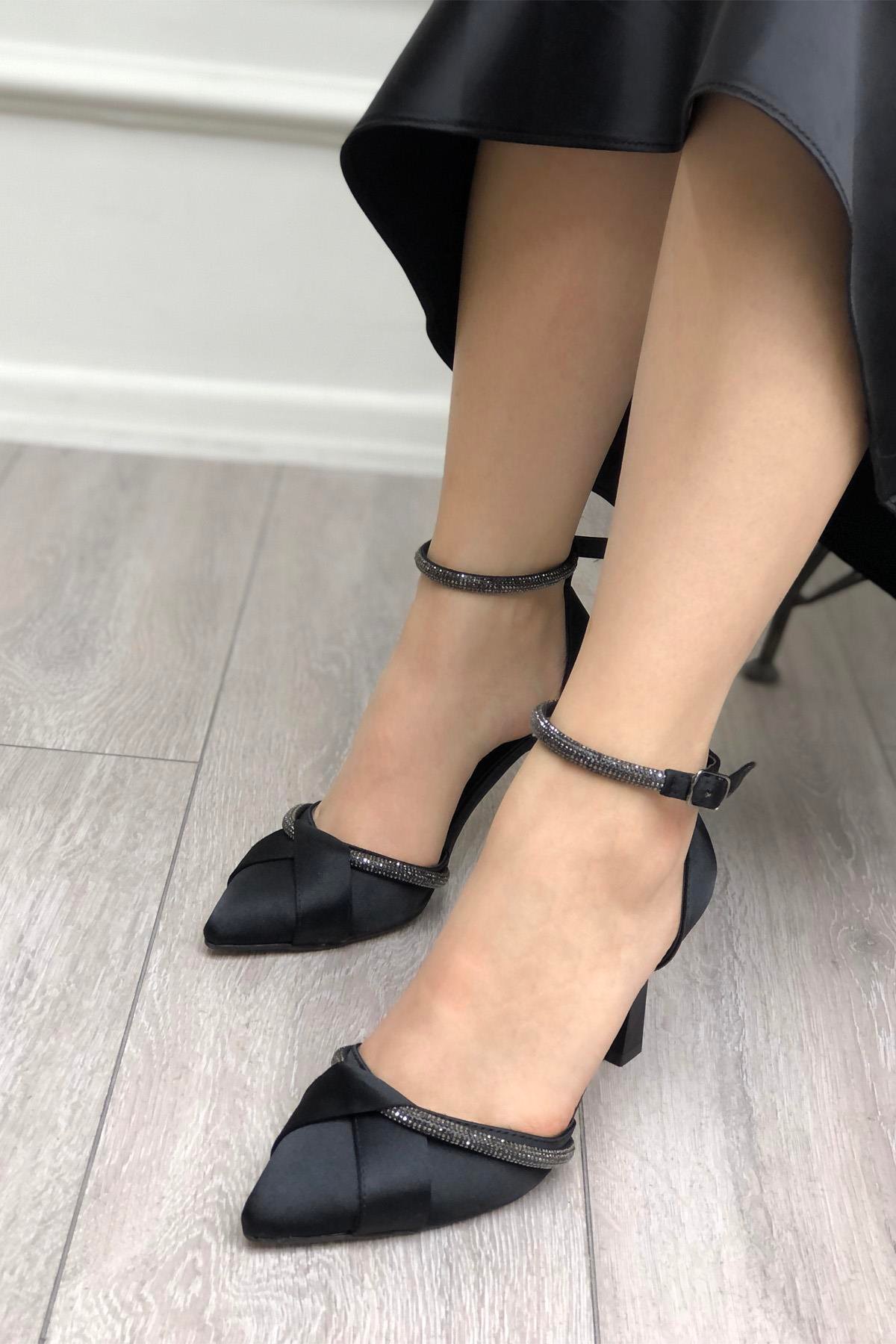 My Bella SP-822 Taşlı  Kumaş Topuklu Kadın Ayakkakbı Siyah