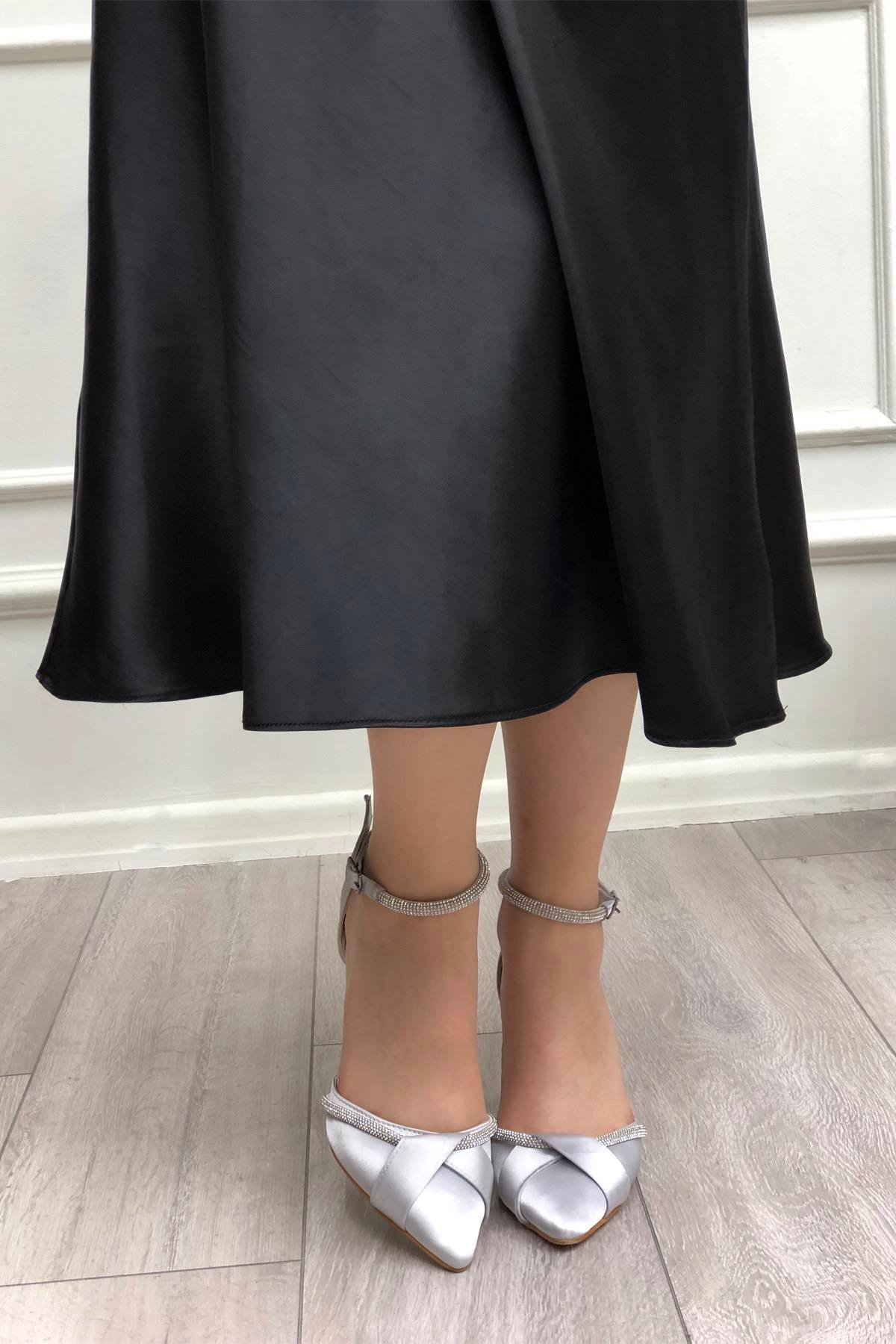 My Bella SP-822 Taşlı  Kumaş Topuklu Kadın Ayakkakbı Gümüş