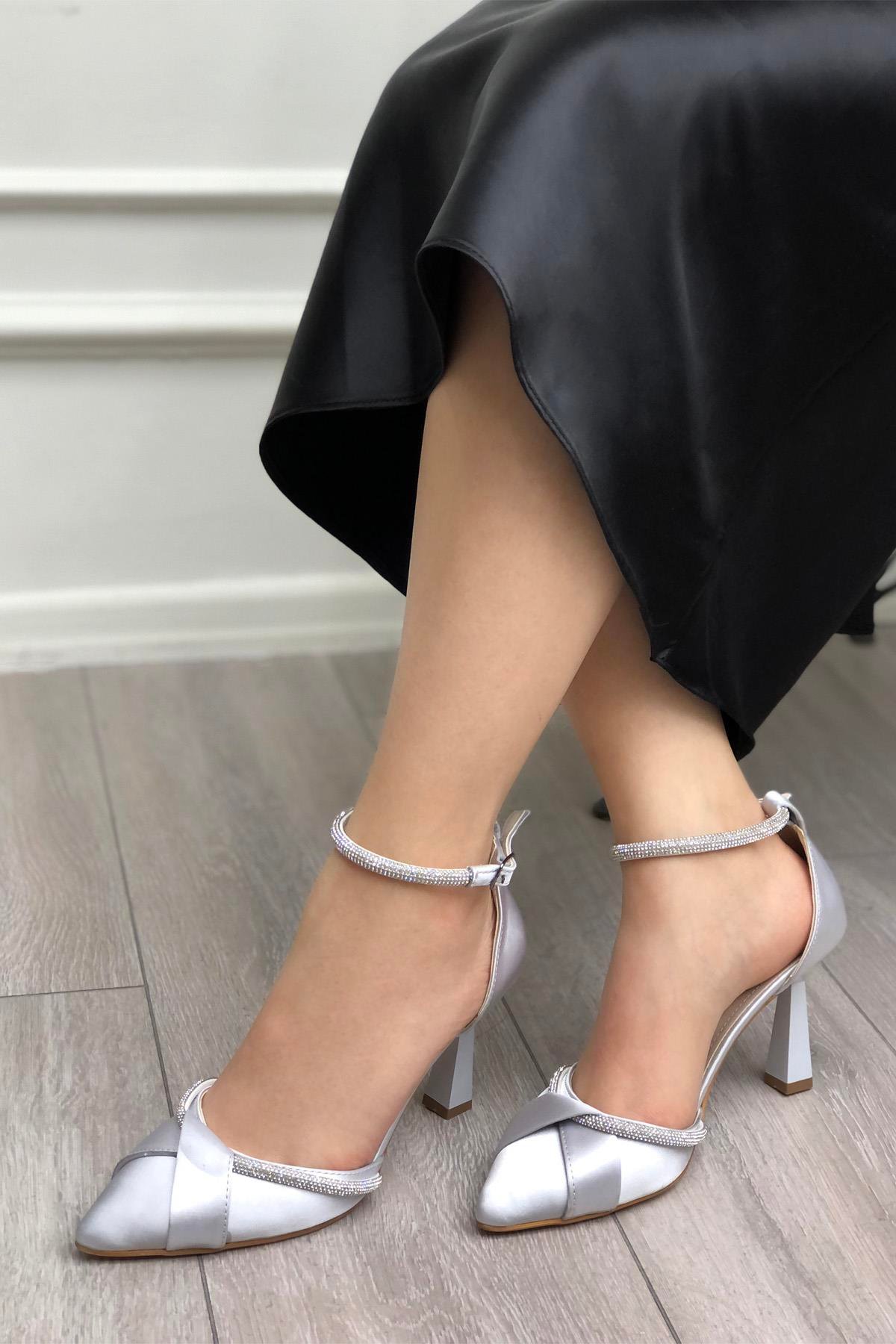 My Bella SP-822 Taşlı  Kumaş Topuklu Kadın Ayakkakbı Gümüş