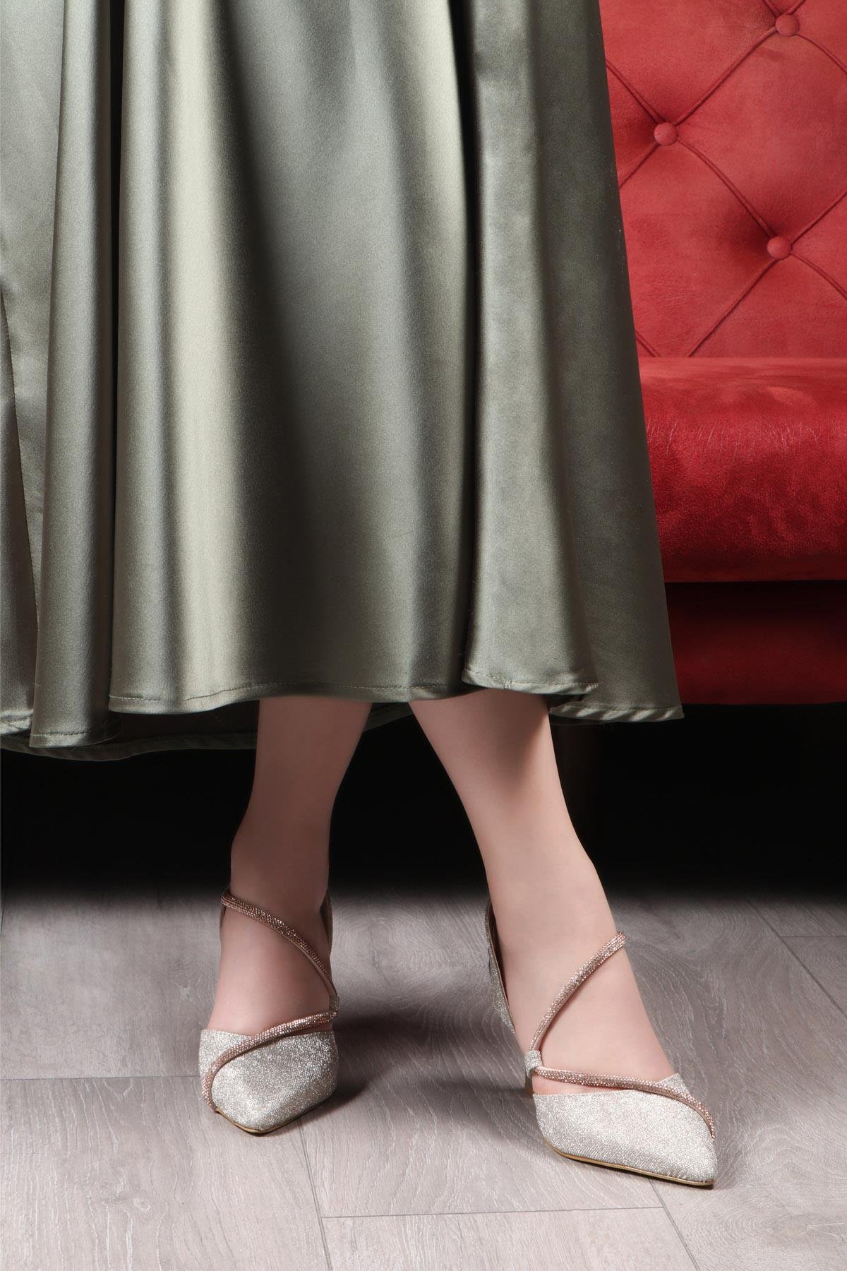 My Bella SP-826 Kadeh Topuk Kadın Ayakkakbı Altın